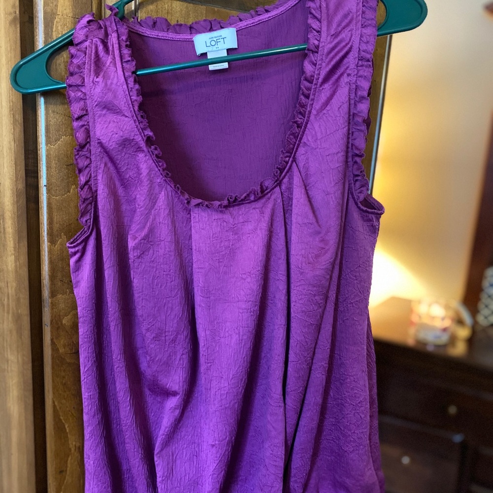Ann Taylor LOFT sleeveless purple top